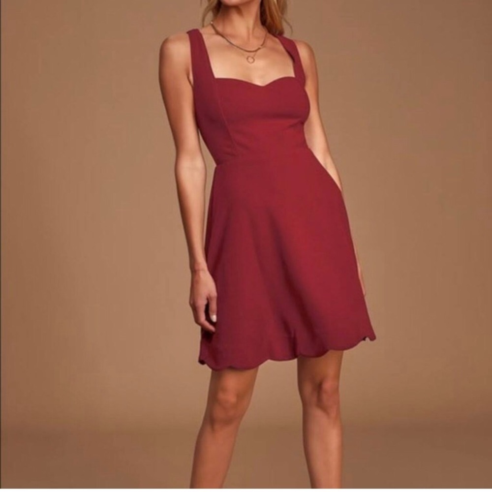 Lulu Sweetheart Scalloped Skater Dress